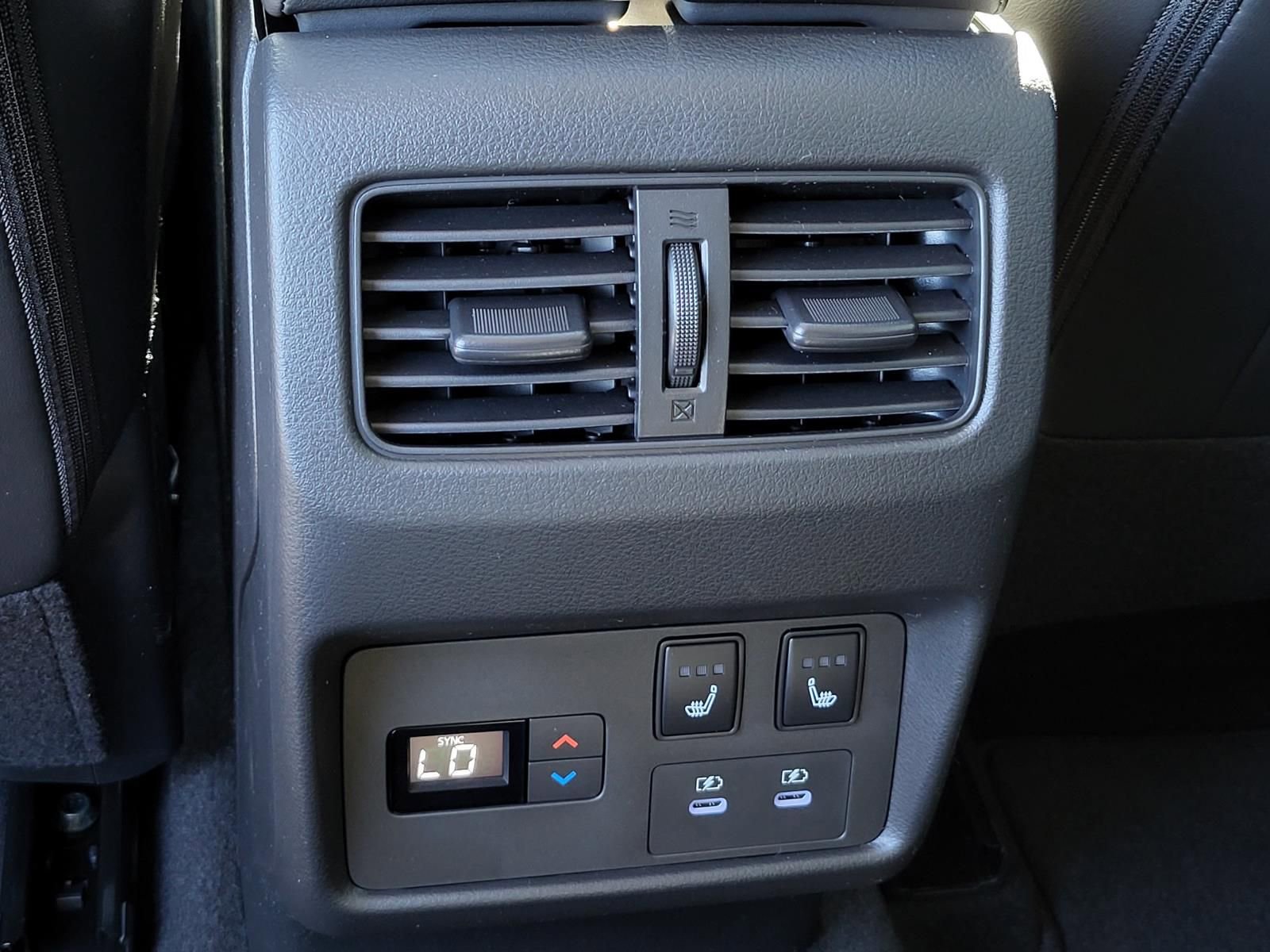 New 2026 Nissan Rogue Platinum image 19