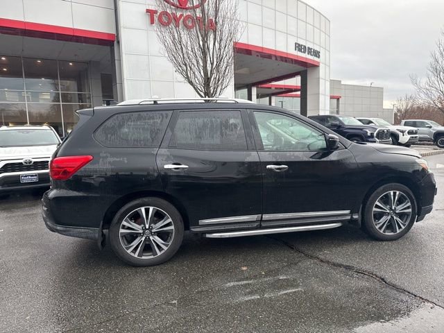 Used 2019 Nissan Pathfinder Platinum image 5