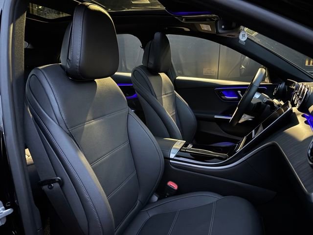 Used 2025 Mercedes-Benz C 300 4MATIC Sedan image 40