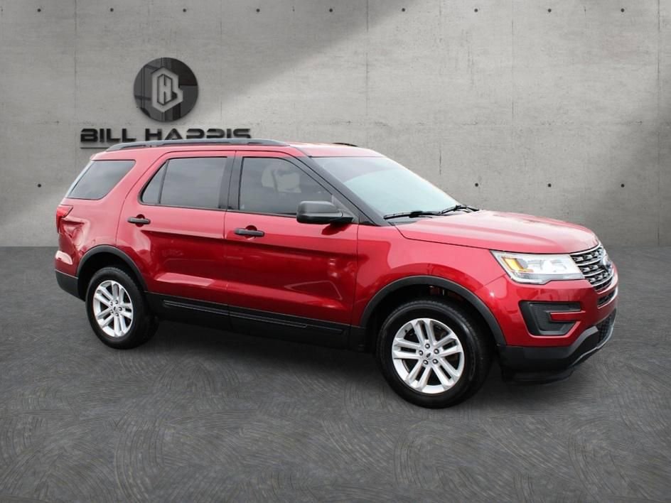 Used 2017 Ford Explorer FWD image 4