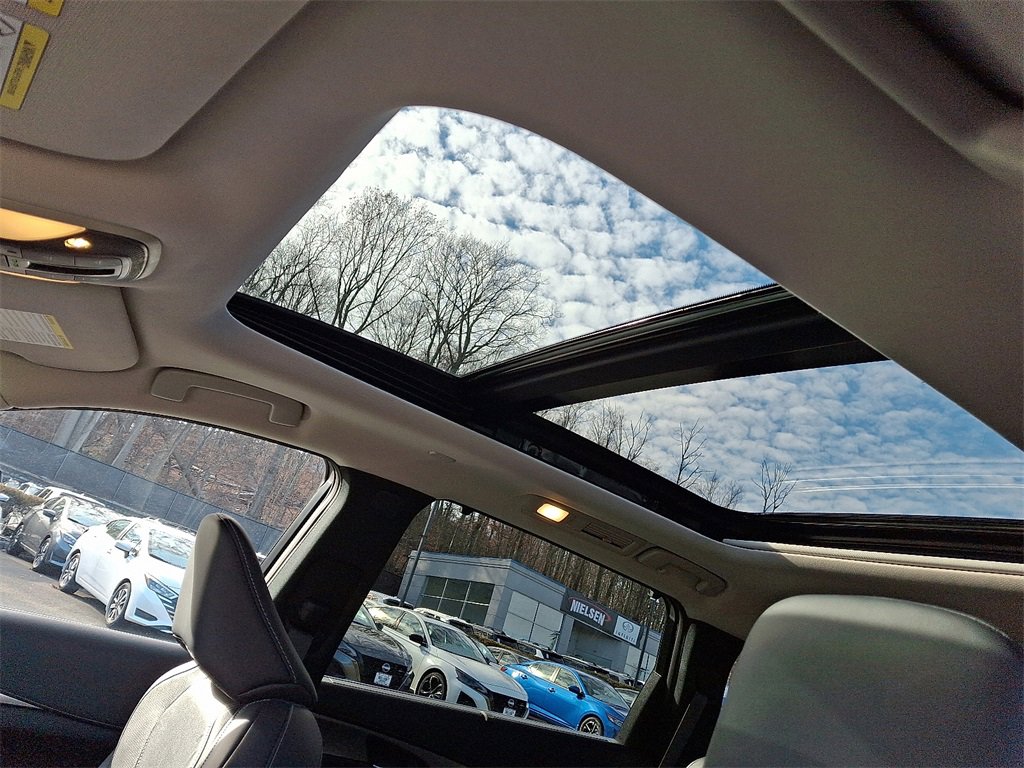 Certified 2025 INFINITI QX60 Luxe image 15