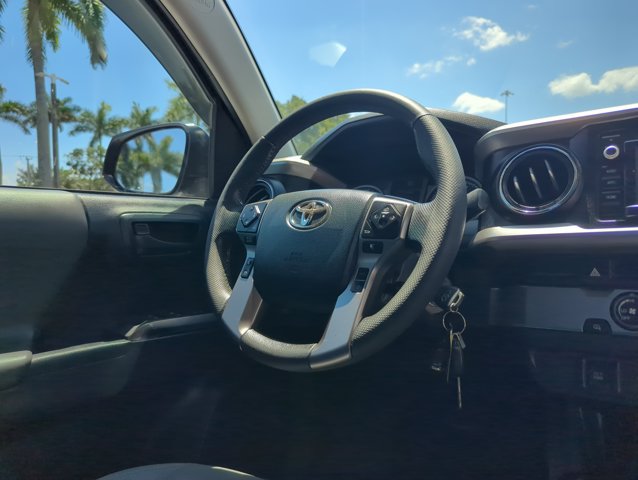 Used 2019 Toyota Tacoma SR5 RWD image 26