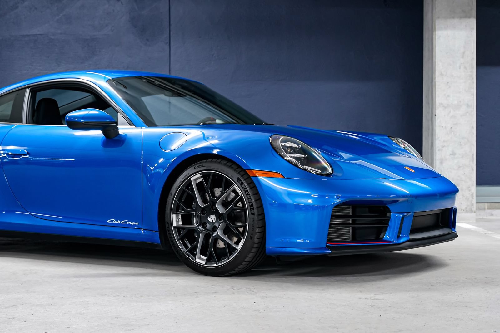 Used 2026 Porsche 911 Carrera T RWD image 48