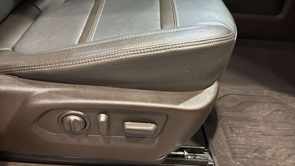 Used 2021 GMC Sierra 2500 Denali w/ Denali Ultimate Package image 13