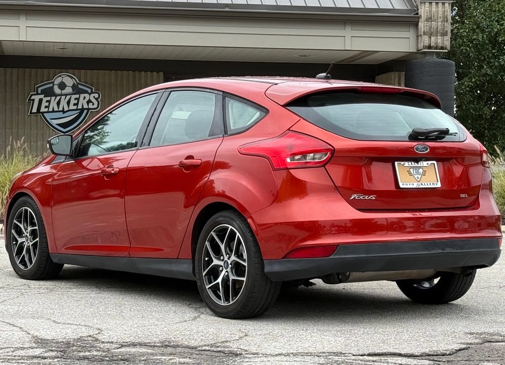Used 2018 Ford Focus SEL FWD image 3