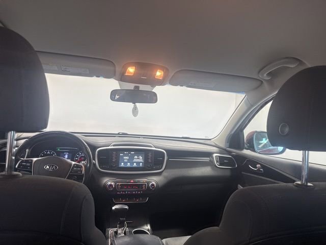Used 2020 Kia Sorento LX w/ LX I4 Convenience Package image 18