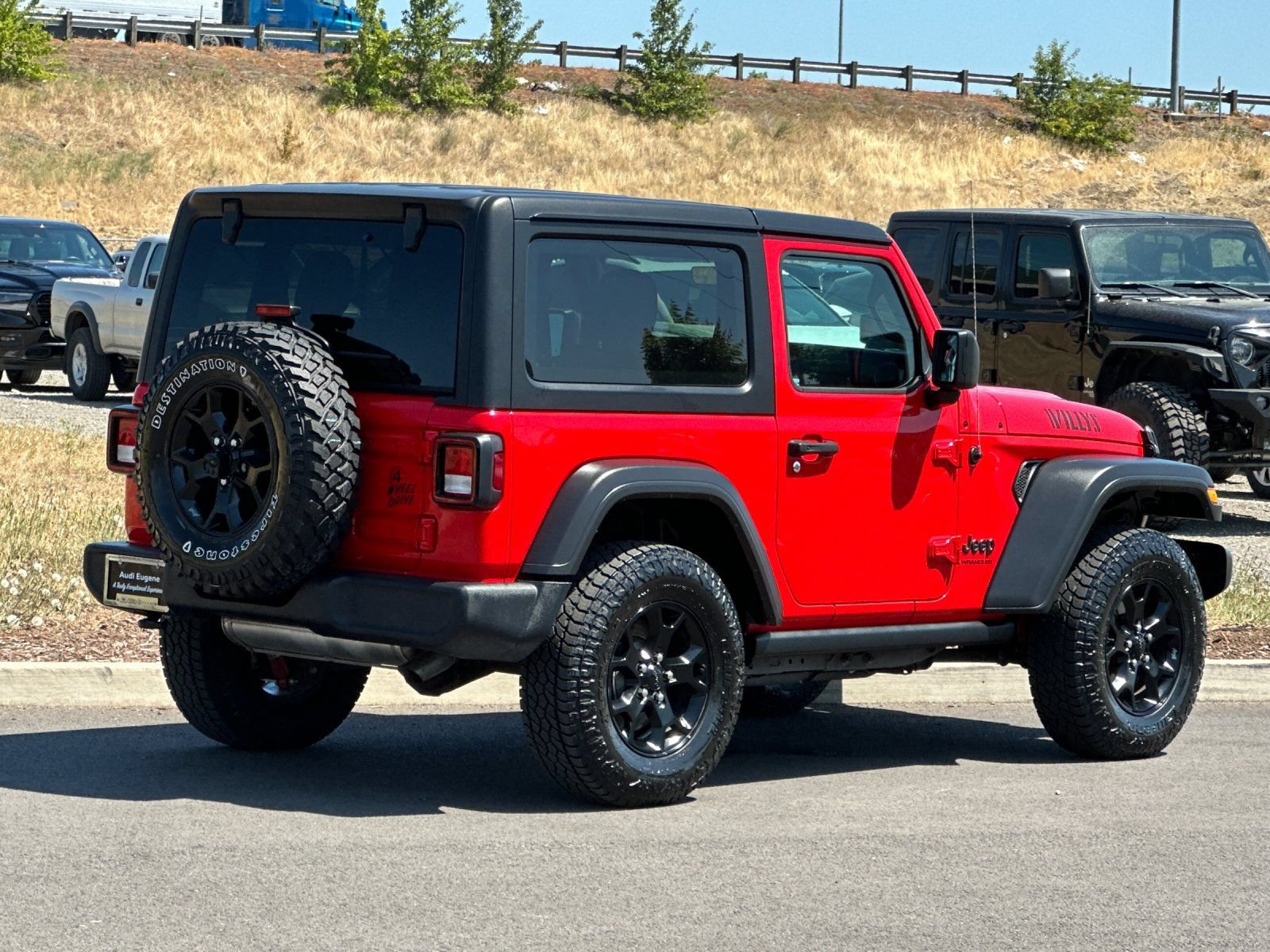 Used 2022 Jeep Wrangler Sport AWD/4WD image 3