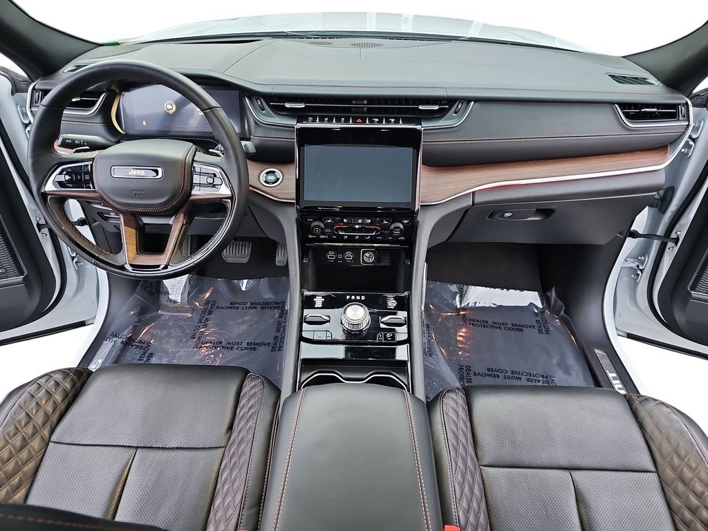 Certified 2022 Jeep Grand Cherokee Summit w/ Adv Protech Group IV image 9