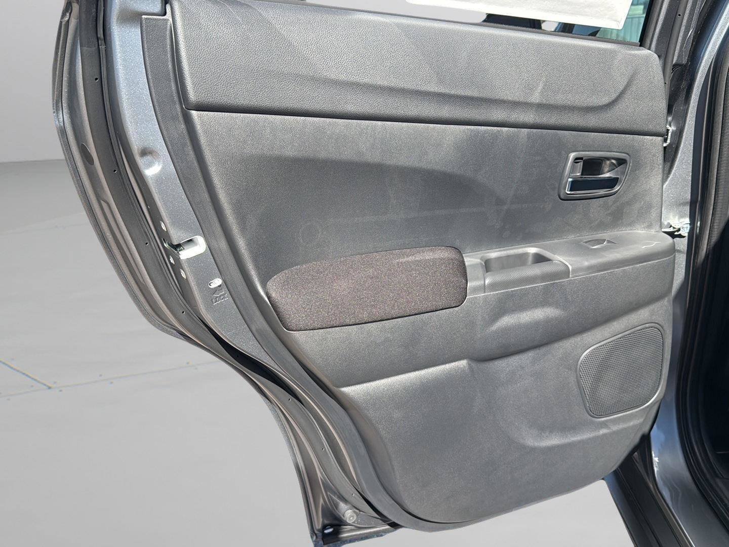 New 2027 Mitsubishi Outlander Sport FWD image 28