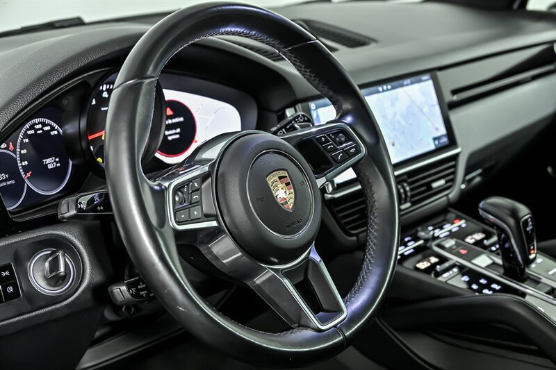 Used 2020 Porsche Cayenne AWD/4WD image 21