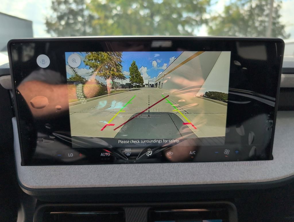 New 2025 Ford Maverick XLT w/ Equipment Group 302A image 21