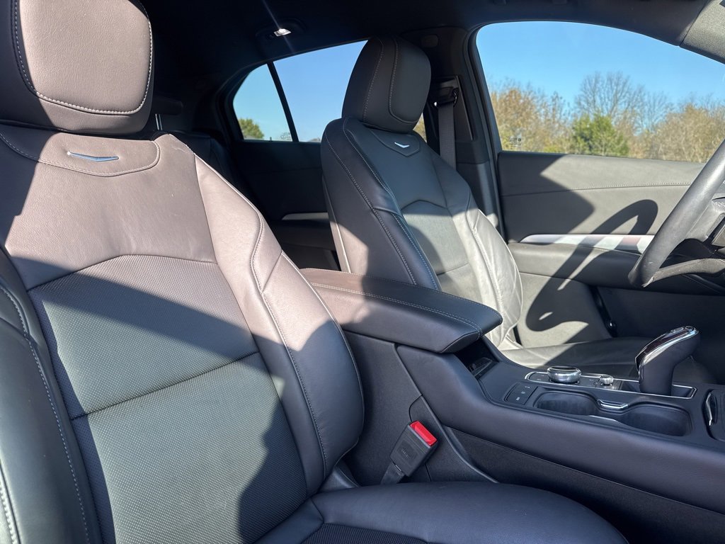 Used 2023 Cadillac XT4 Premium Luxury image 50