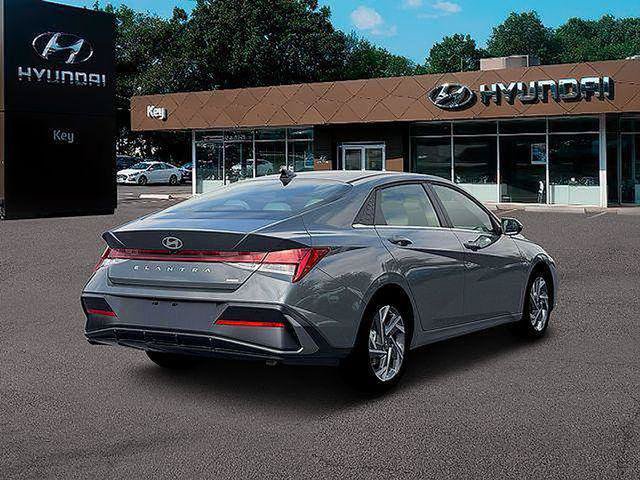 New 2026 Hyundai Elantra Limited FWD image 9