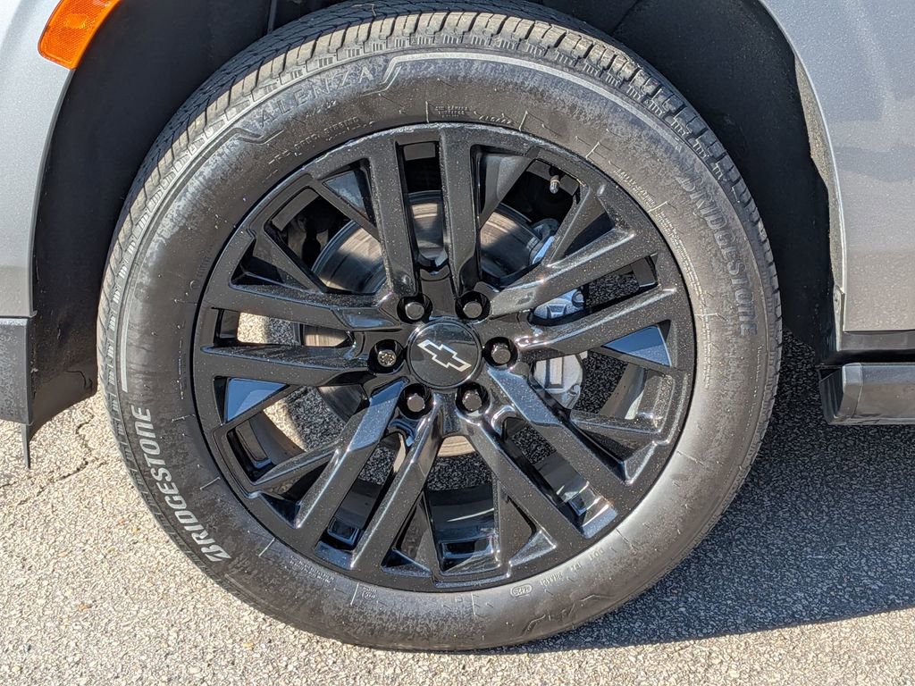 Used 2024 Chevrolet Tahoe High Country image 10