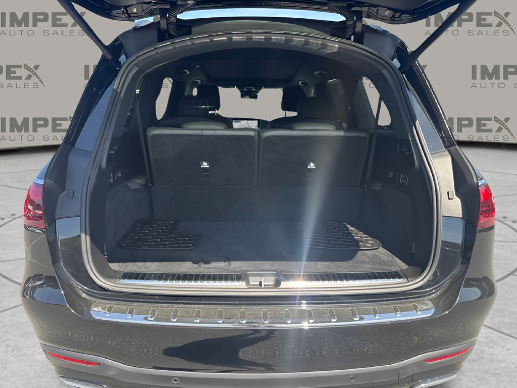 Used 2025 Mercedes-Benz GLS 450 4MATIC image 24