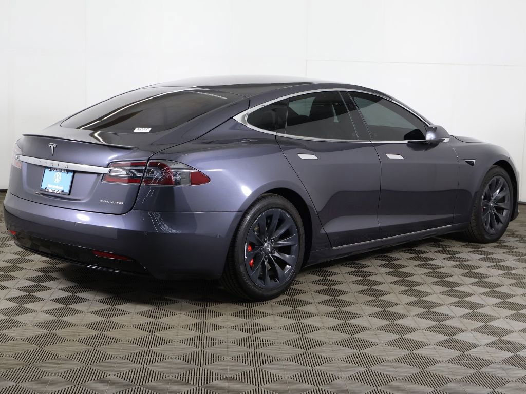 Used 2019 Tesla Model S 100D image 11