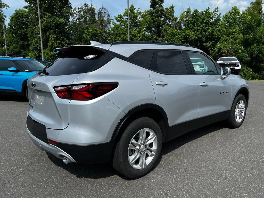 Used 2019 Chevrolet Blazer LT FWD image 16