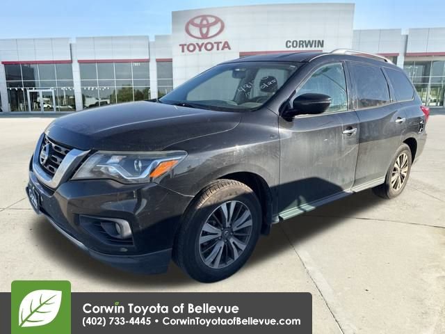 Used 2017 Nissan Pathfinder SV image 9