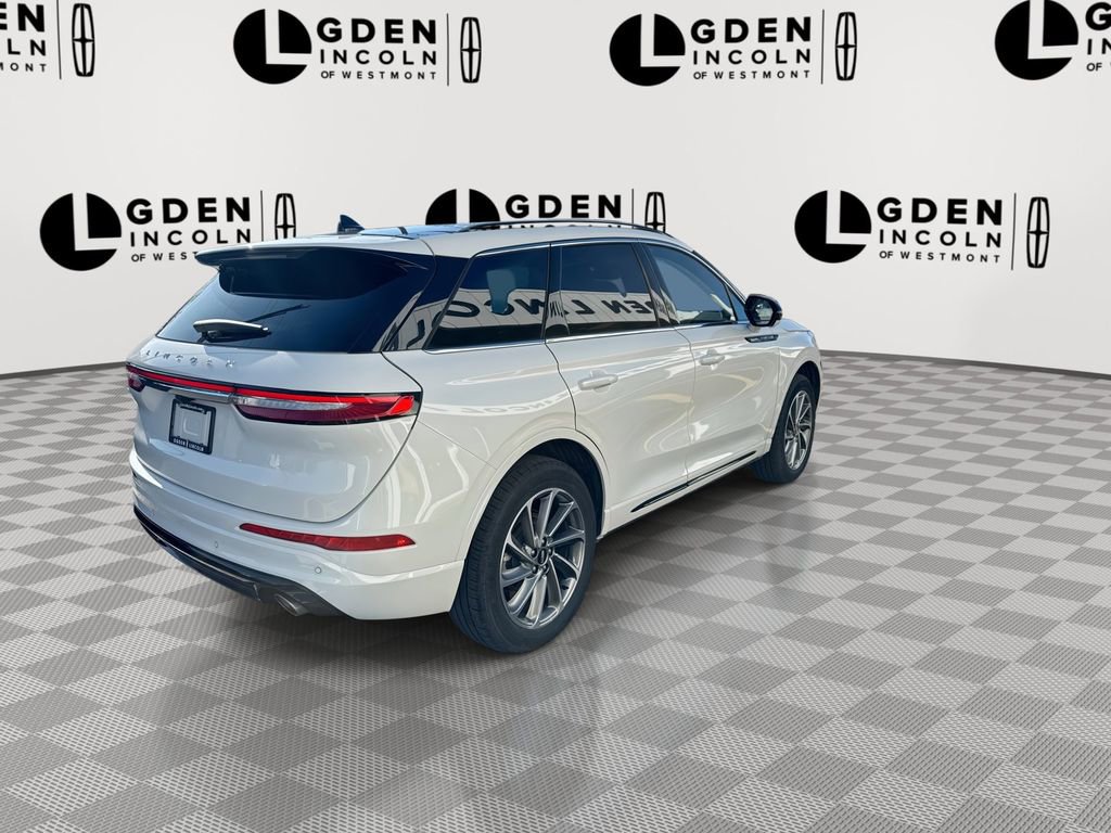 Used 2025 Lincoln Corsair Grand Touring w/ Equipment Group 302A image 8