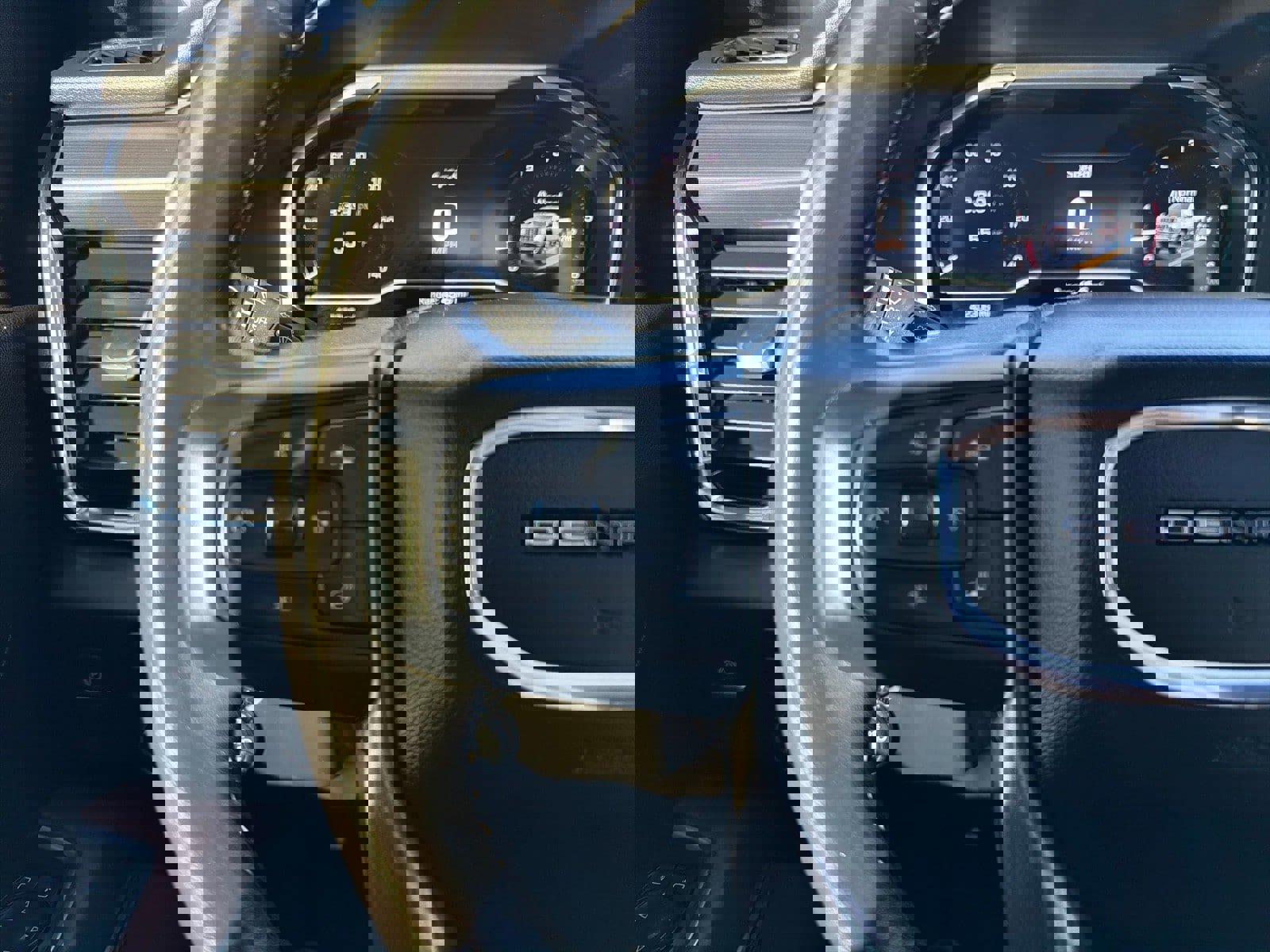 Used 2024 GMC Sierra 2500 Denali Ultimate image 32