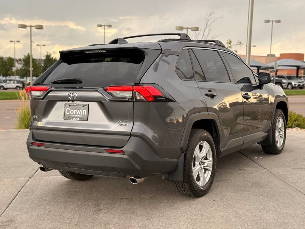 Used 2021 Toyota RAV4 XLE w/ Convenience Package AWD/4WD image 9