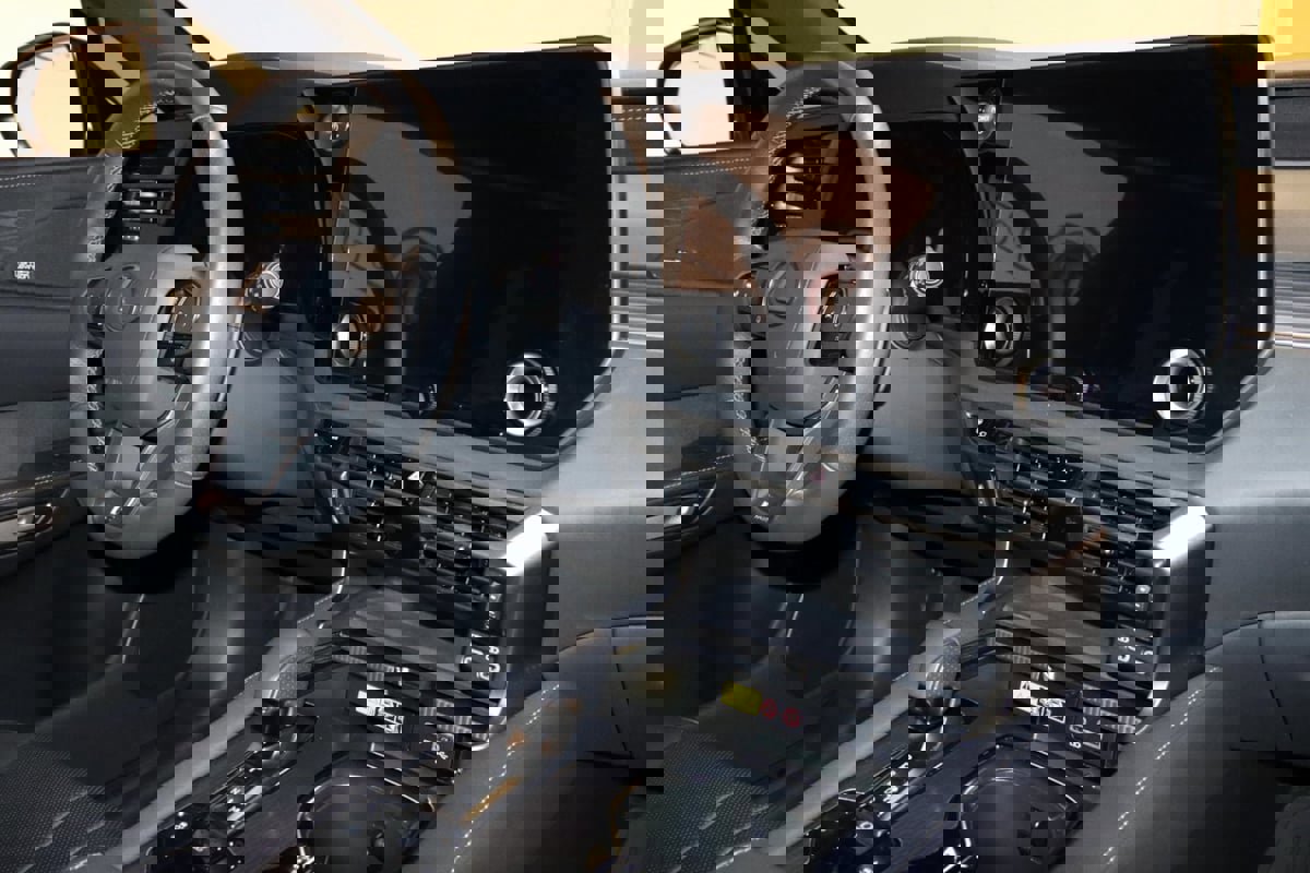 Used 2023 Lexus RX 500h F Sport image 60