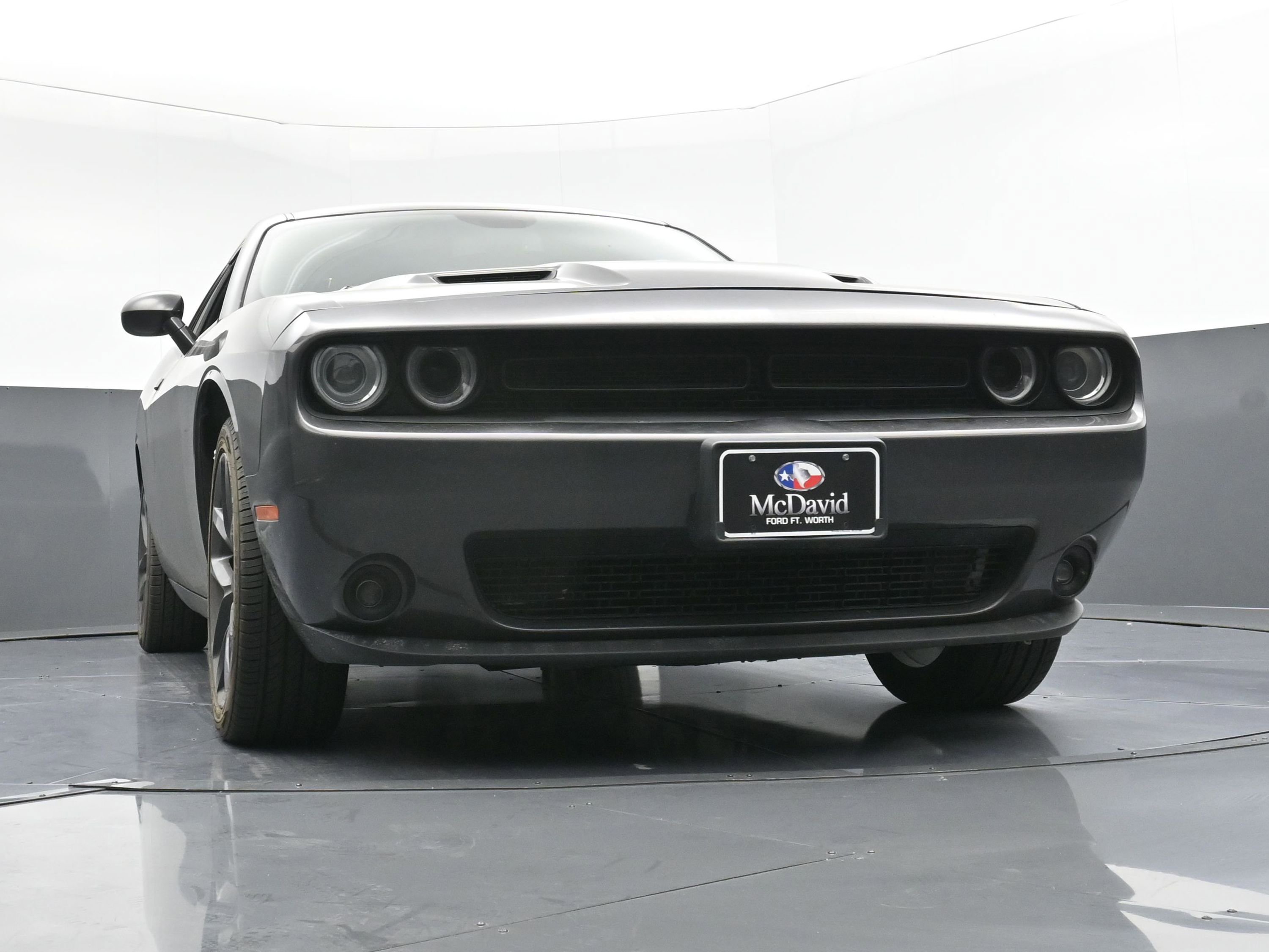 Used 2023 Dodge Challenger SXT w/ Blacktop Package image 21