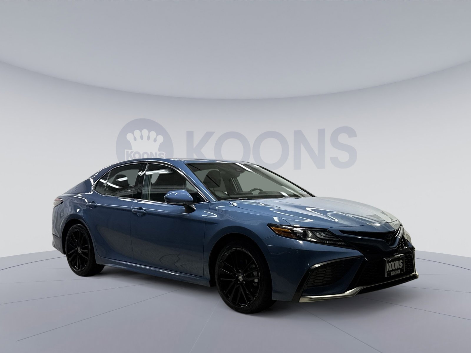 Used 2023 Toyota Camry XSE image 14