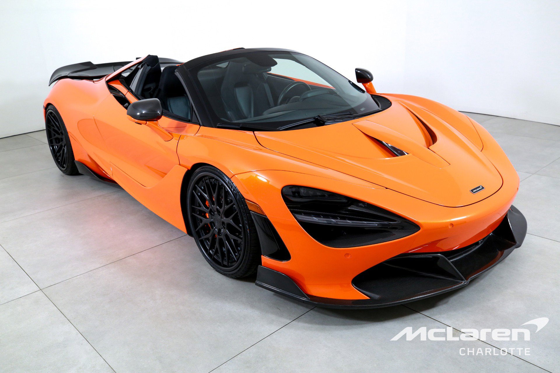 Used 2020 McLaren 720S Performance RWD image 4