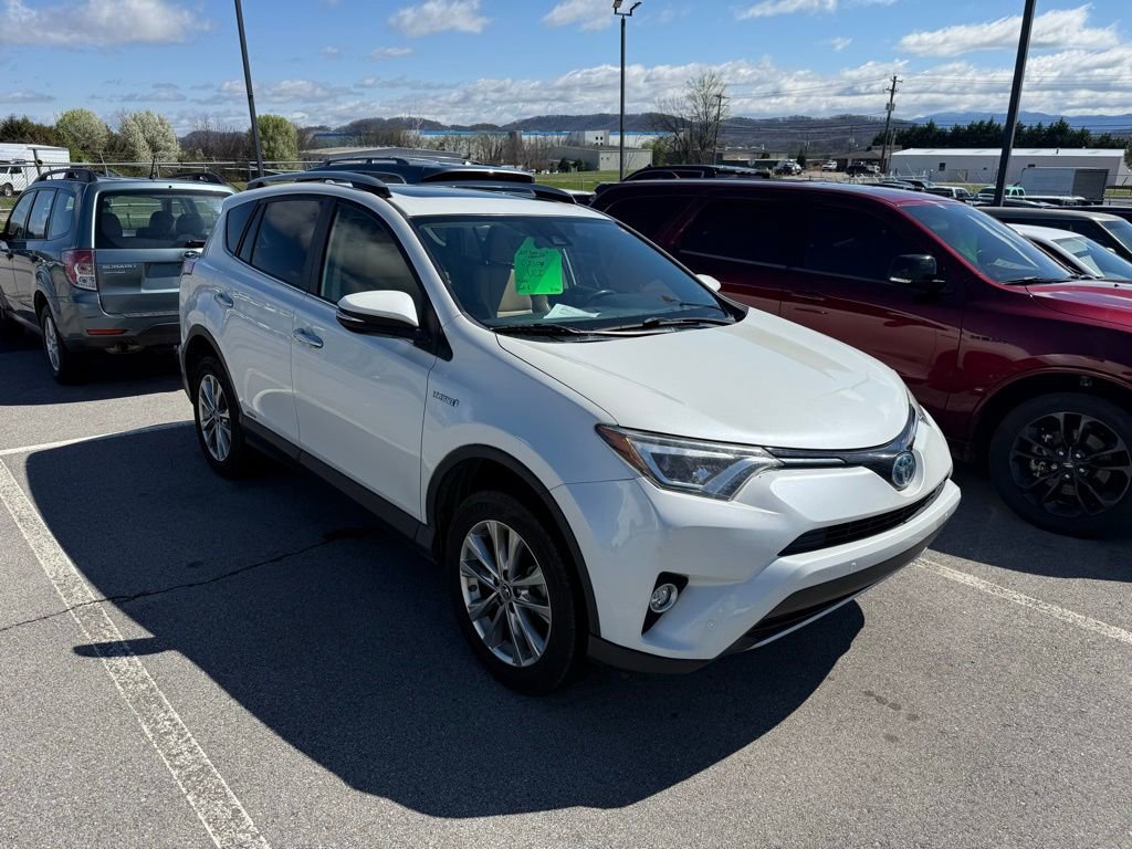 Used 2017 Toyota RAV4 Limited image 1