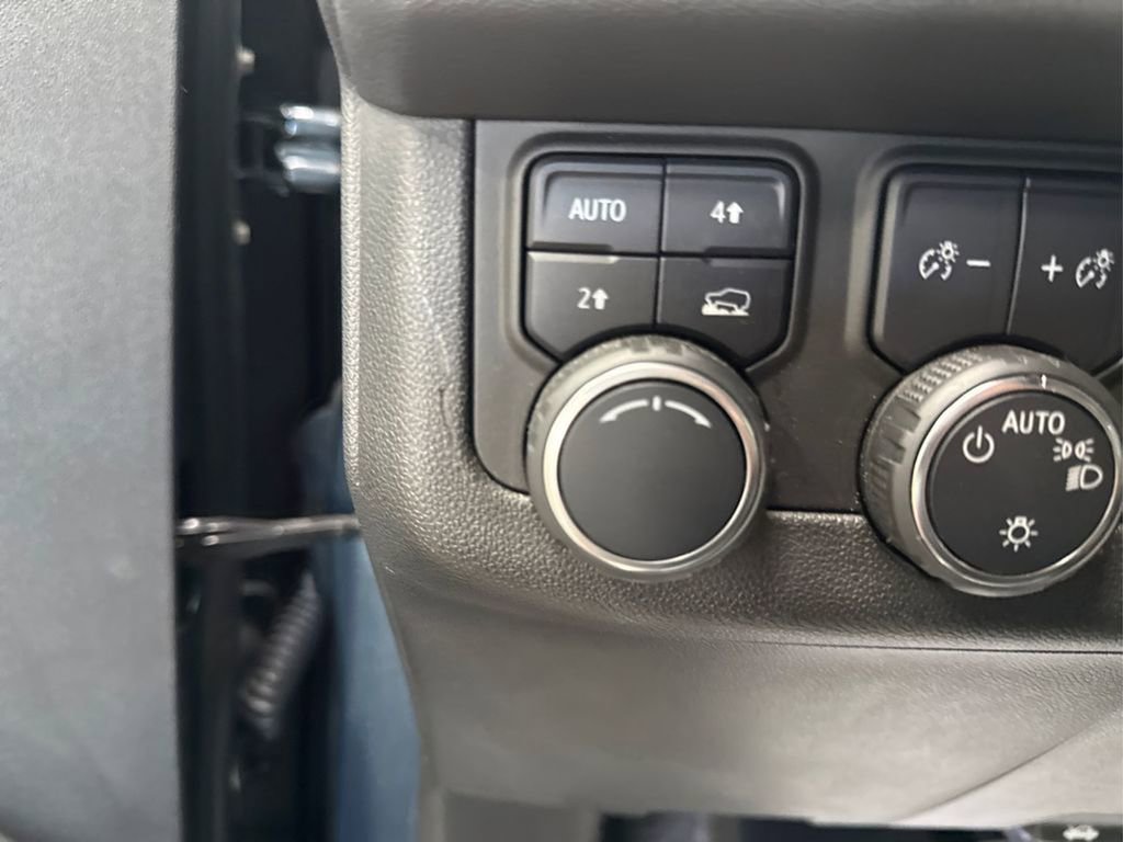 Used 2021 Chevrolet Tahoe LT image 42