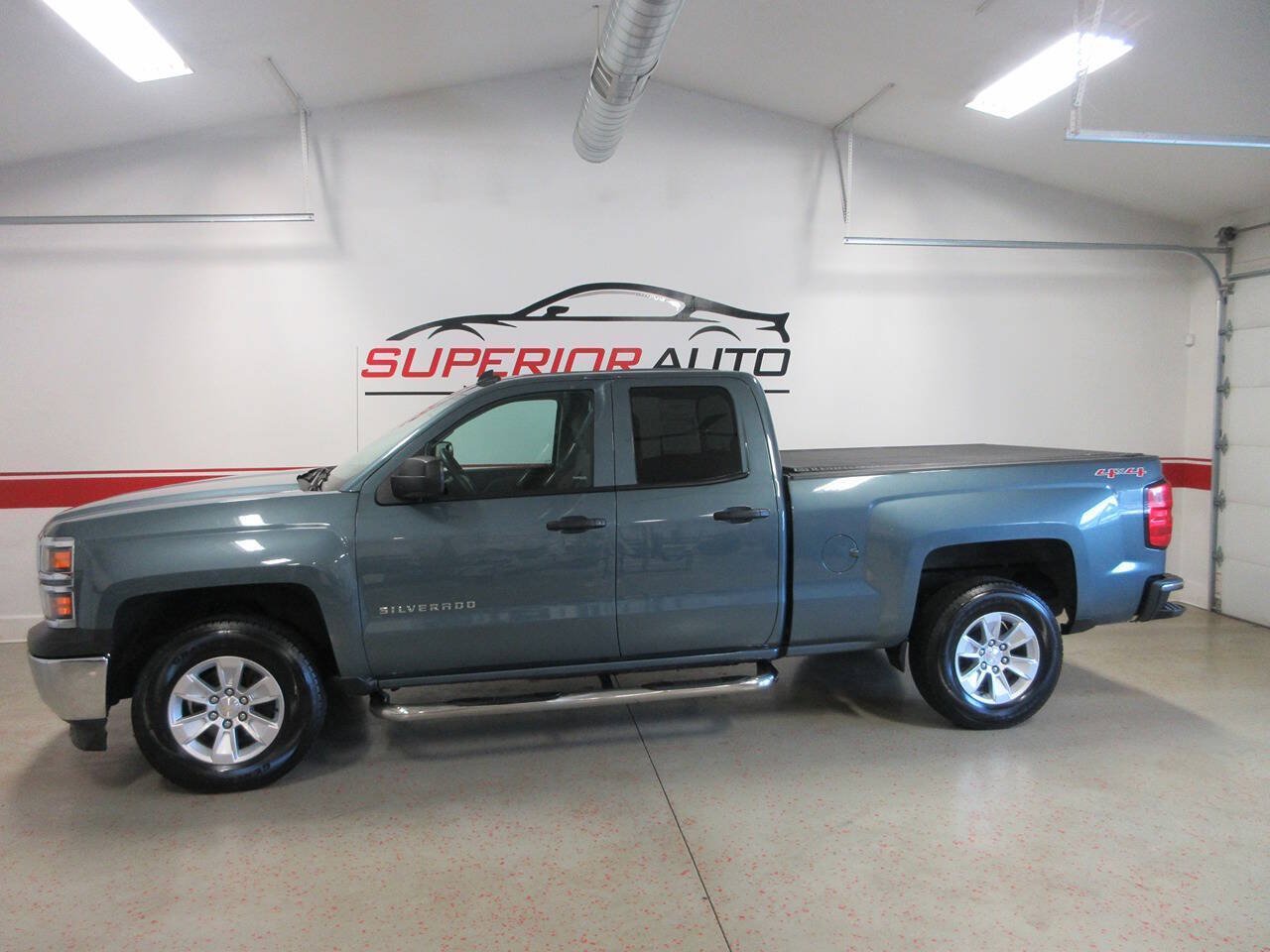 Used 2014 Chevrolet Silverado 1500 W/T w/ Trailering Package AWD/4WD image 2
