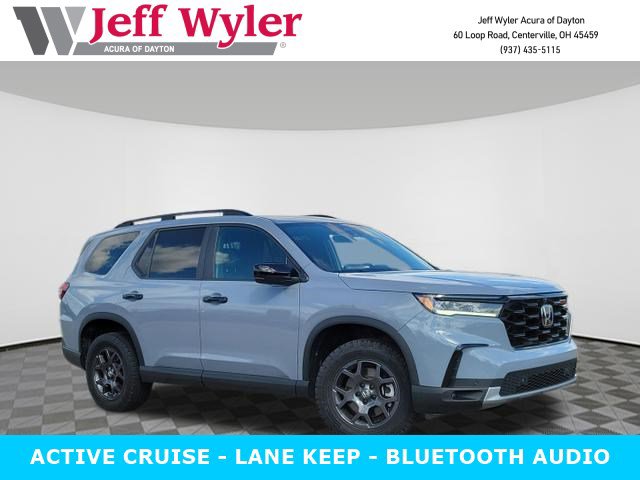 Used 2025 Honda Pilot TrailSport image 1