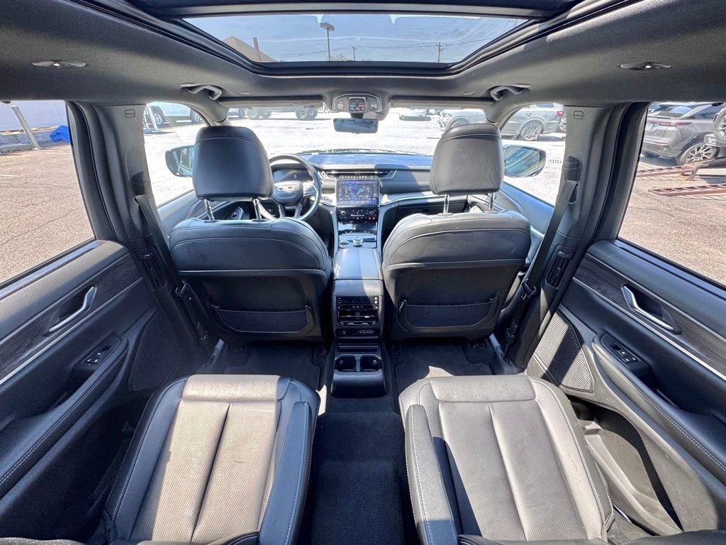 Used 2024 Jeep Grand Cherokee L Limited w/ Luxury Tech Group II AWD/4WD image 25