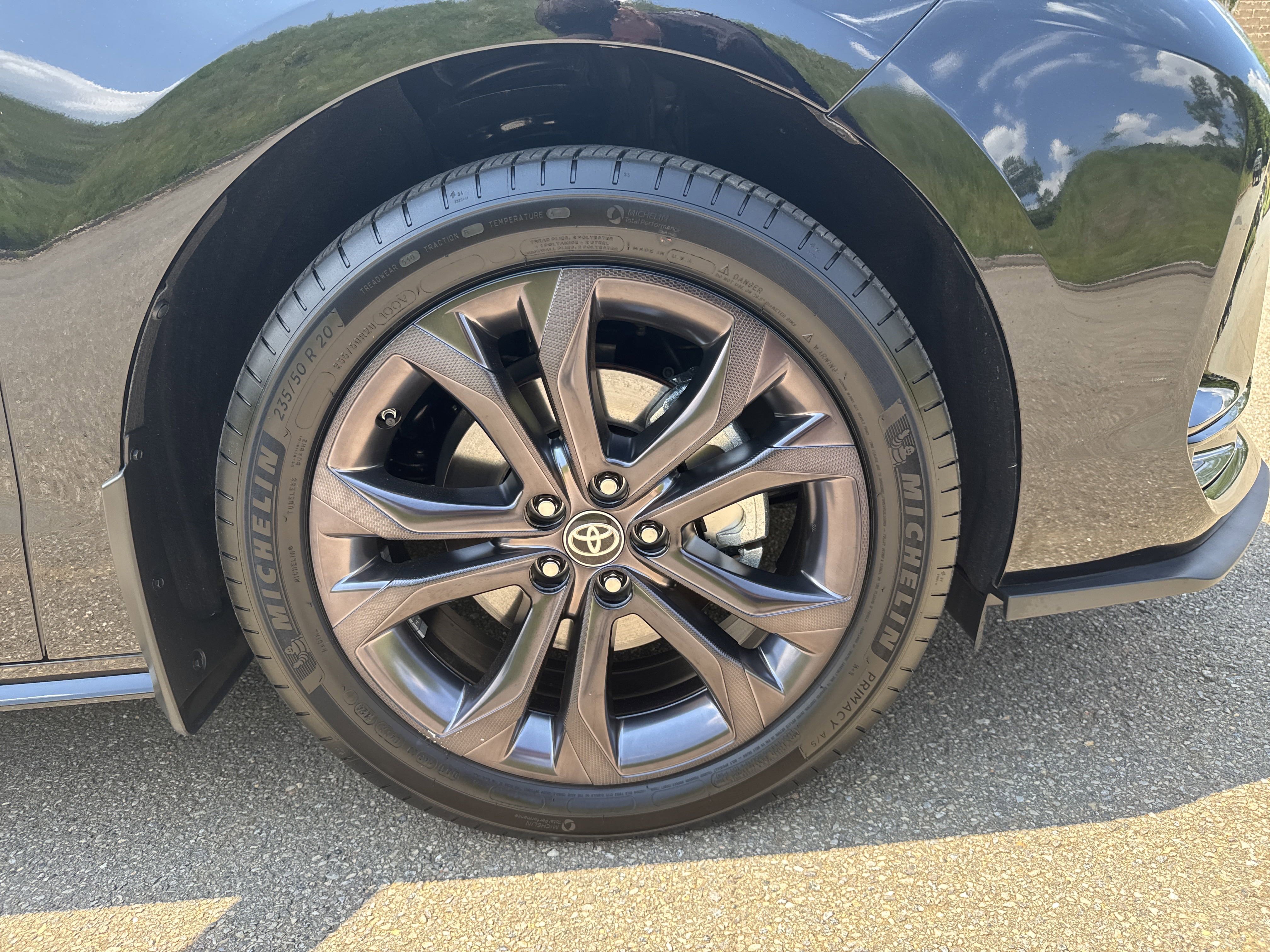 Used 2024 Toyota Sienna XSE w/ XSE Plus Package image 12