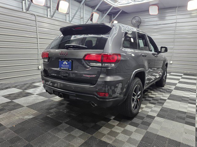 Used 2018 Jeep Grand Cherokee Trailhawk AWD/4WD image 6