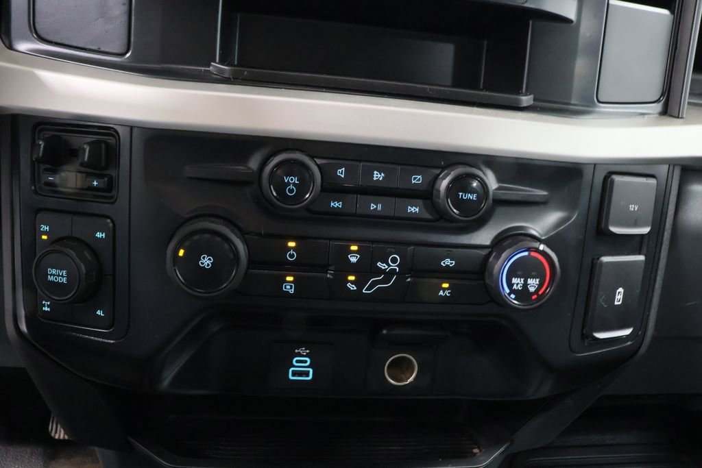 Used 2024 Ford F350 XL AWD/4WD image 13