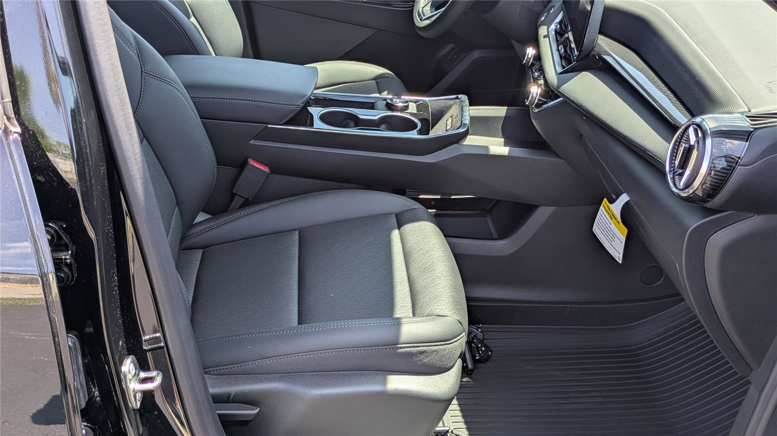 New 2026 Chevrolet Equinox LT FWD image 27