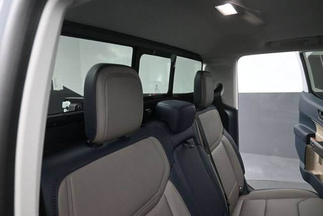 Certified 2025 Ford Maverick Lariat AWD/4WD image 27