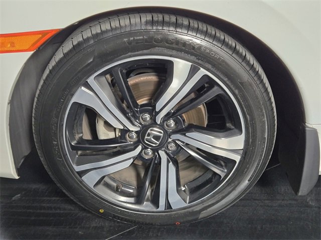 Used 2016 Honda Civic Touring image 12