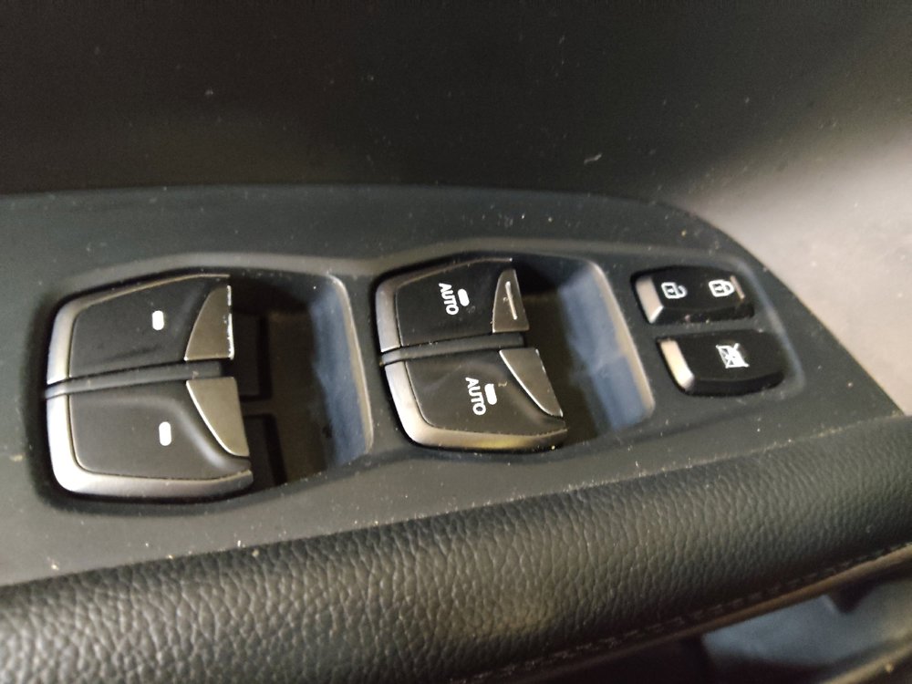 Used 2017 Hyundai Santa Fe SE image 27