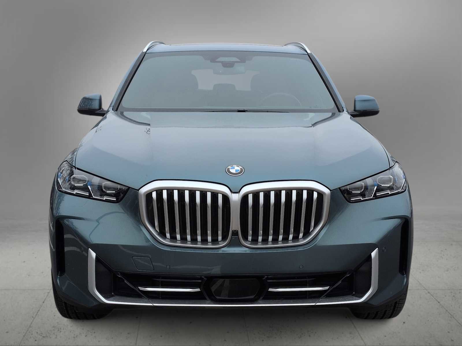 Certified 2025 BMW X5 xDrive40i w/ Executive Package image 3