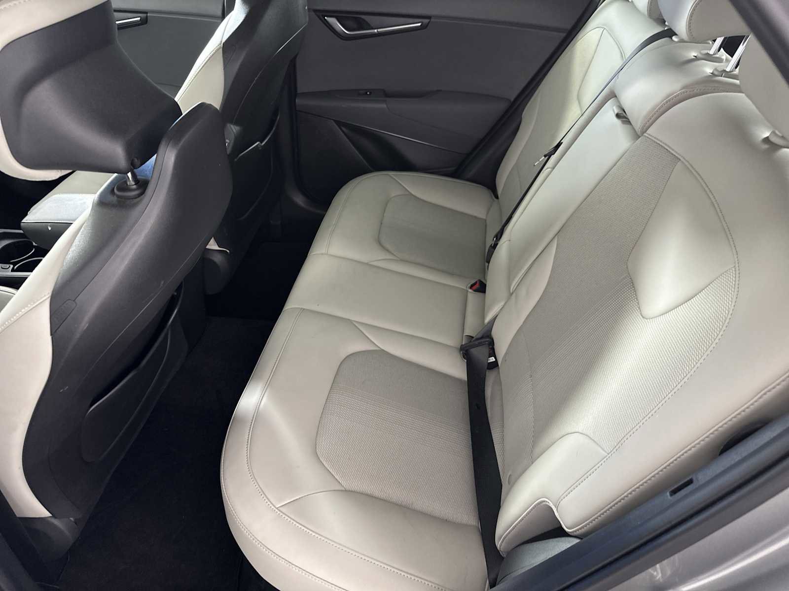 Used 2023 Kia Niro EX FWD image 23