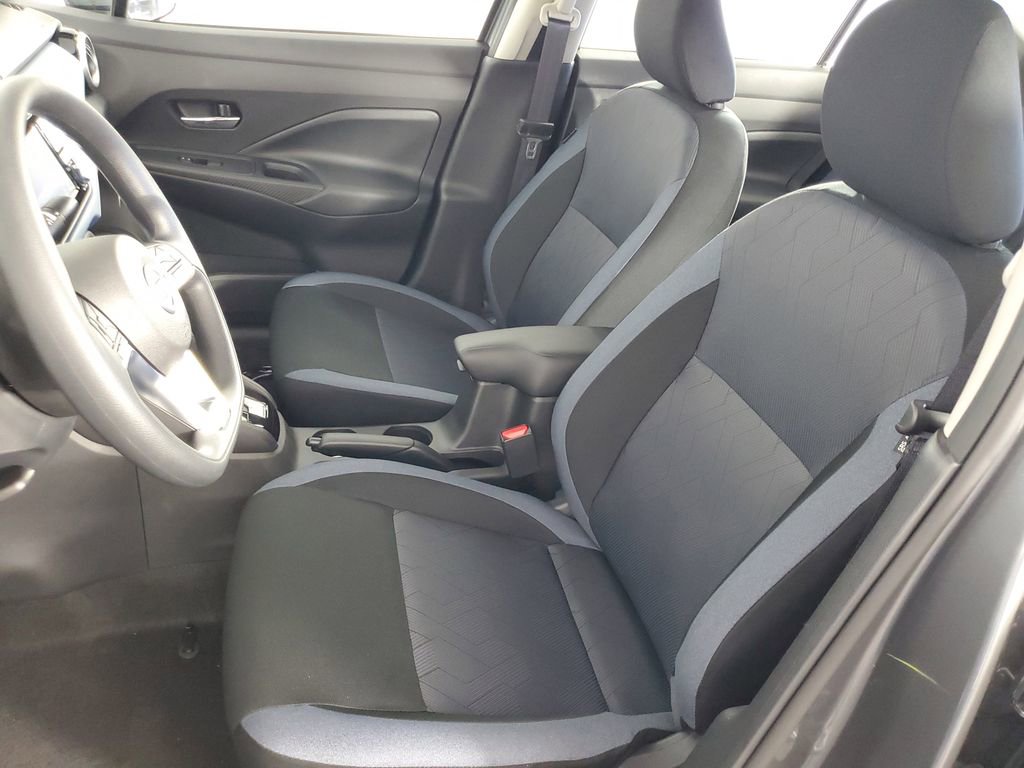 New 2025 Nissan Versa SV w/ Trunk Package image 12