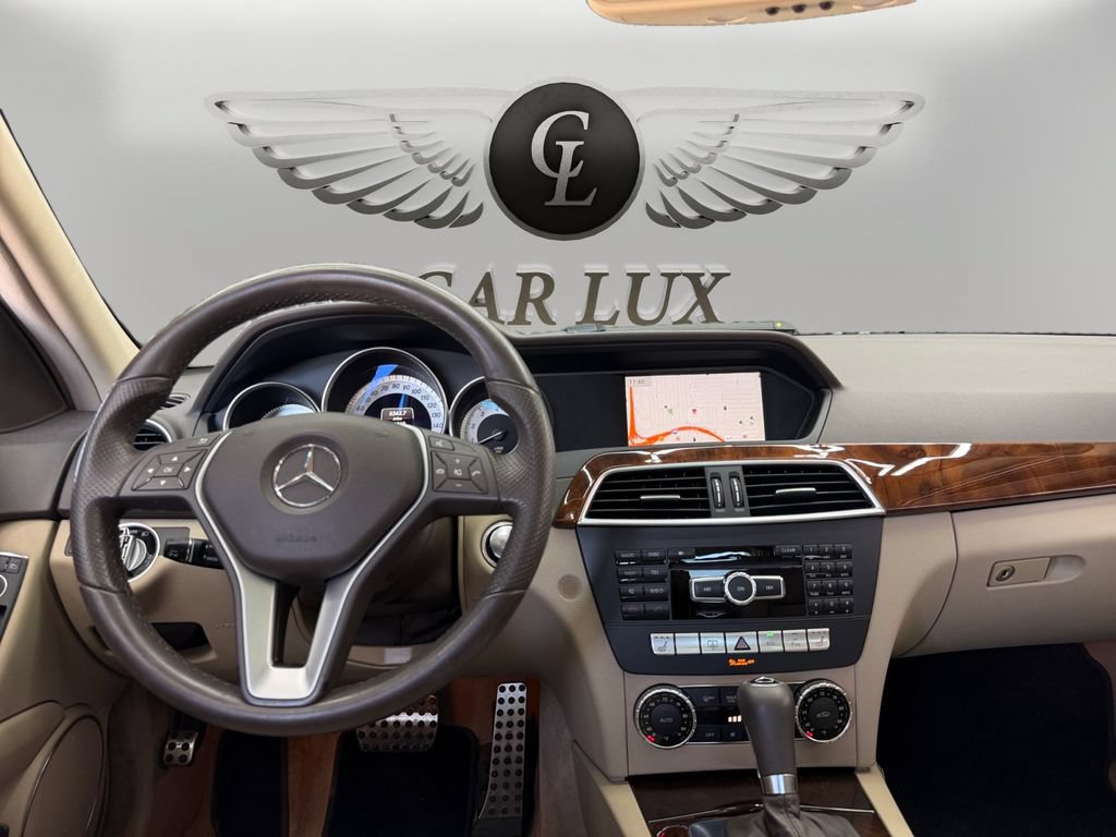 Used 2013 Mercedes-Benz C 350 Sport image 10