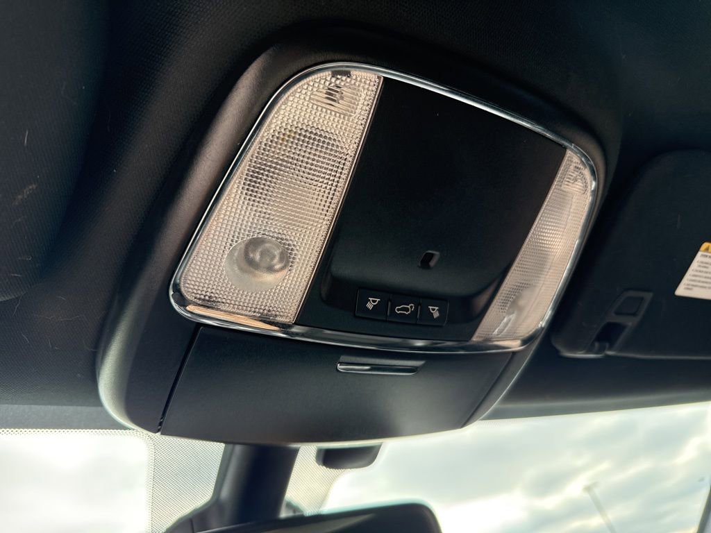 Used 2020 Jeep Grand Cherokee Laredo w/ Laredo X Package image 24