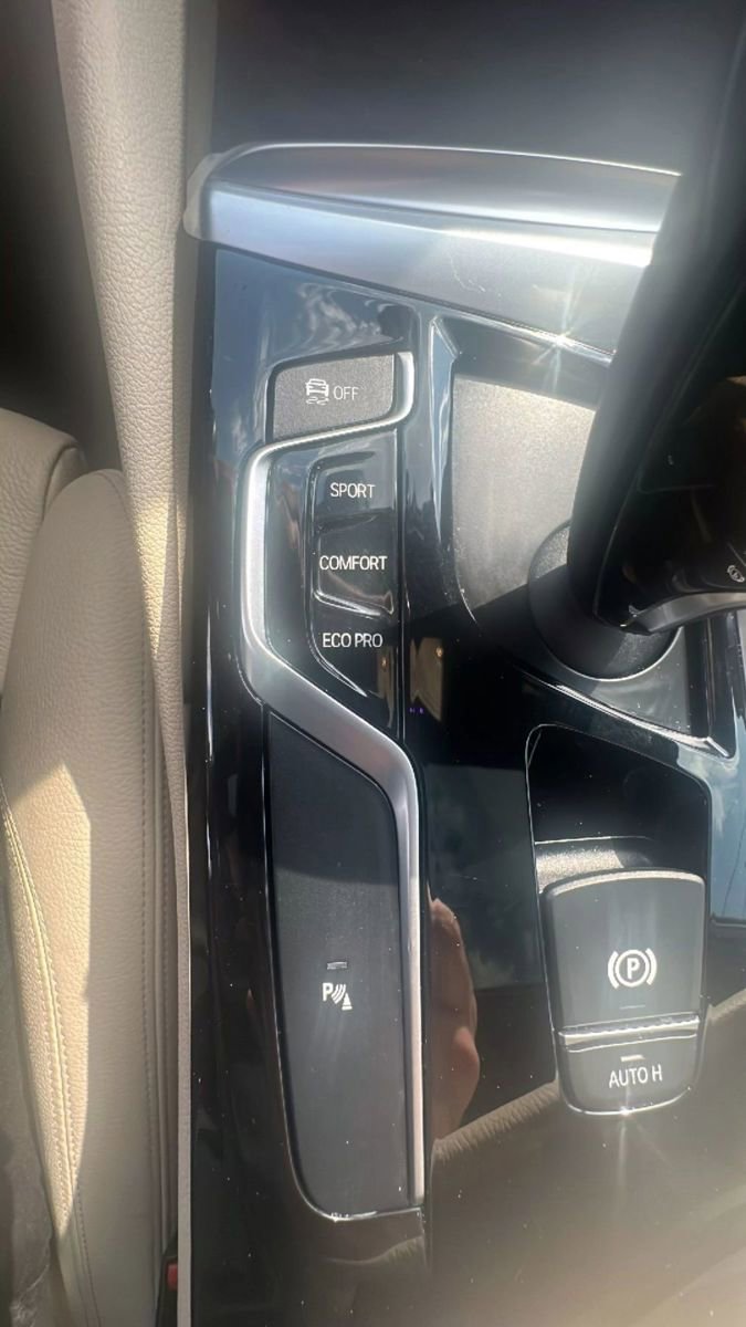 Used 2018 BMW 540i xDrive image 42