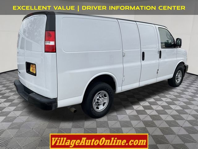 Used 2018 Chevrolet Express 2500 w/ Driver Convenience Package image 4