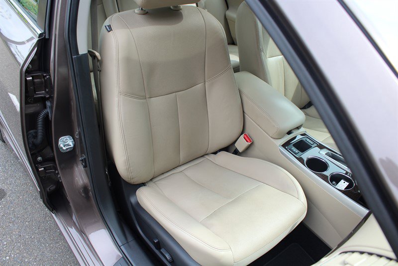 Used 2015 Nissan Altima 3.5 SL FWD image 26