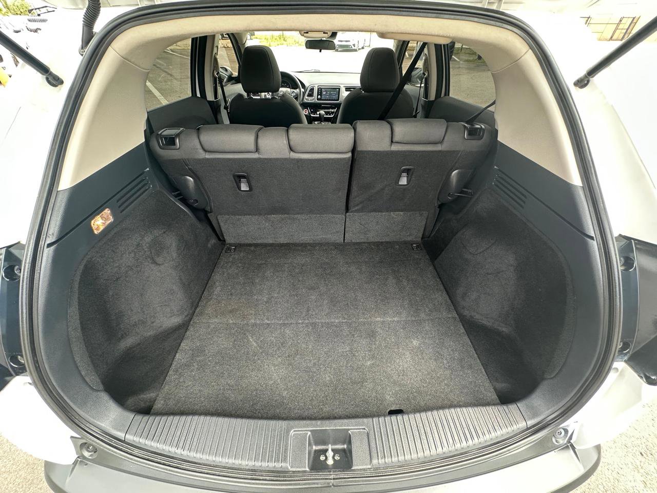 Used 2022 Honda HR-V EX image 13